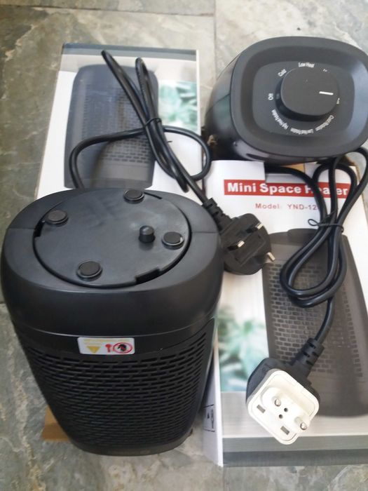Aeroterma rotativa sau fixa, ventilator aer rece si 2 trepte caldura 400W 1200W cablu alimentare 1m cu stecher Schuko   Protectie-oprire la rasturnare