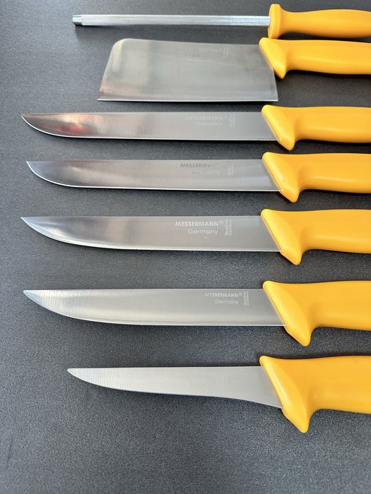Комплект професионални немски месарски ножове 5 броя със сатър и масат