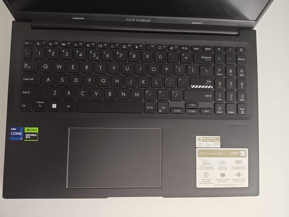 Vand laptop Asus VivoBook i9