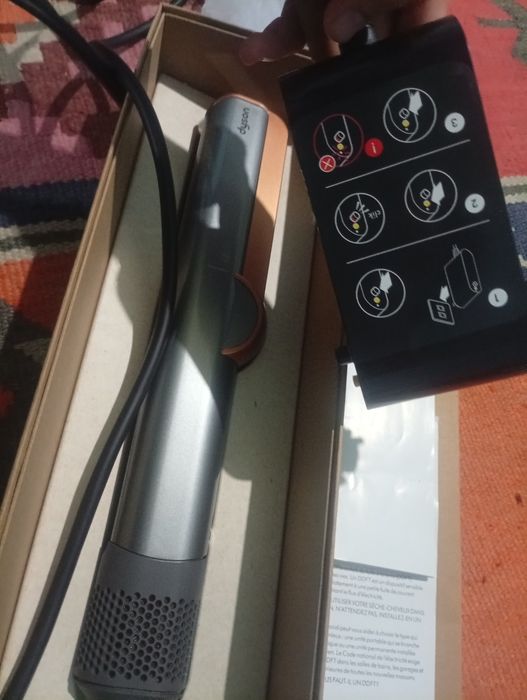 Shoshiling! Dayson HT01 arzon narxda sochni quritadi va utuklaydi