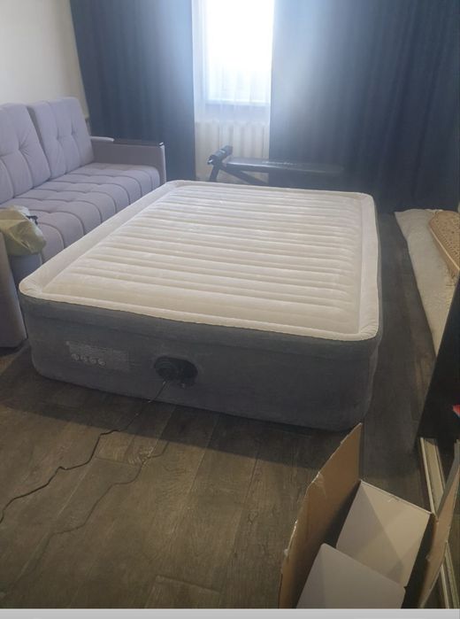 Продам матрас надувной