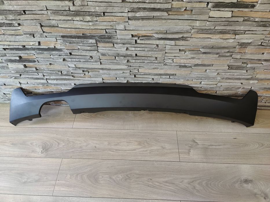 Difuzor bara spate BMW seria 4 F32 F33 F36 compatibil cu bara M Tech