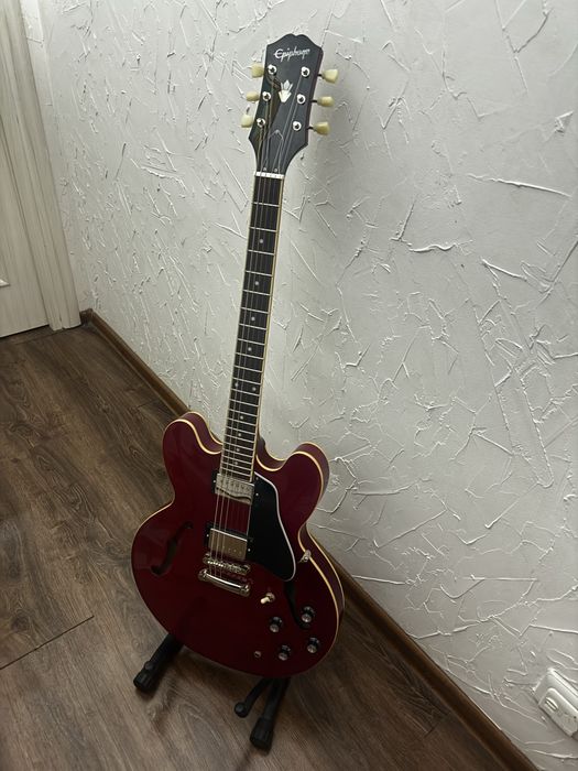 Электрогитара  Epiphone es-350