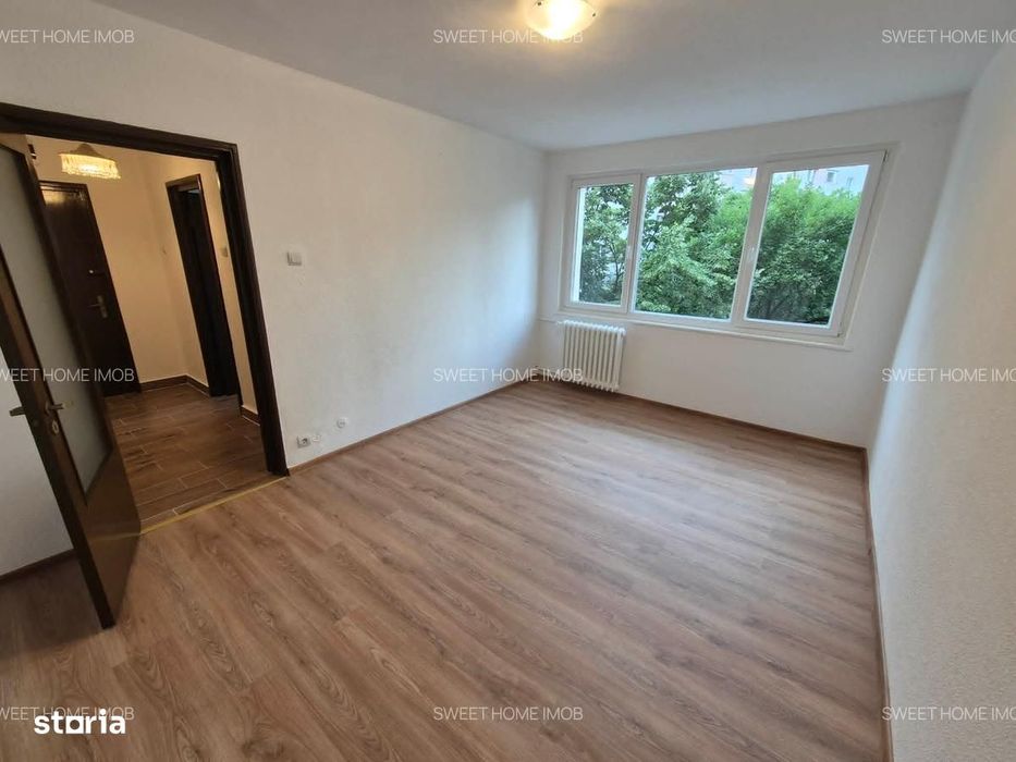 Teiul Doamnei vanzare ap 3 camere Sectia 7