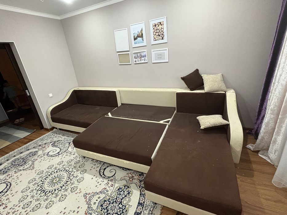 Отдам угловой раздвидной диван СРОЧНО