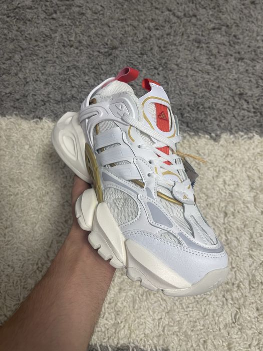 Adidas XLG Runner Deluxe