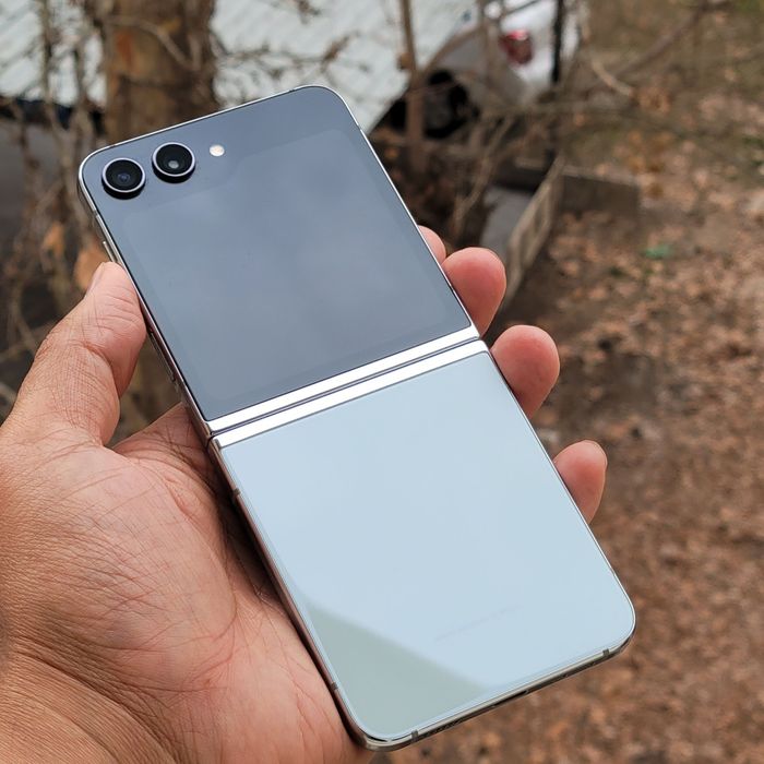 Samwung Z flip 5 256gb