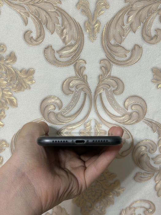 Продам айфон 11 128гб
