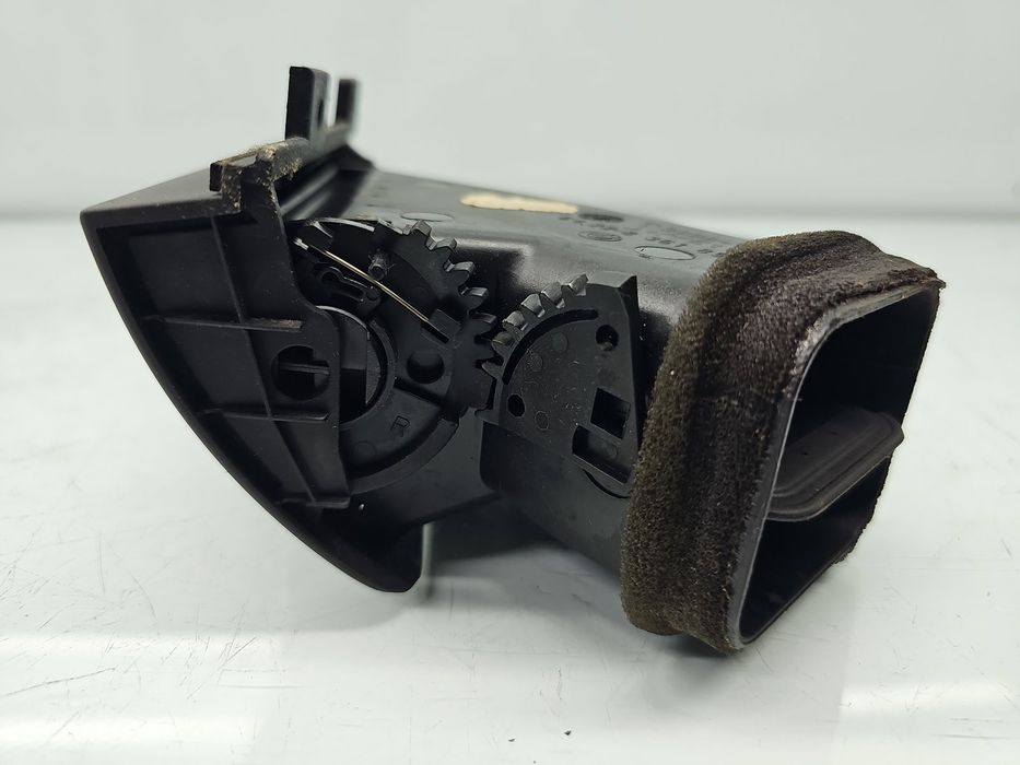 Grila aerisire dreapta Bmw 3 (E46) [Fabr 1998-2005] 8361898