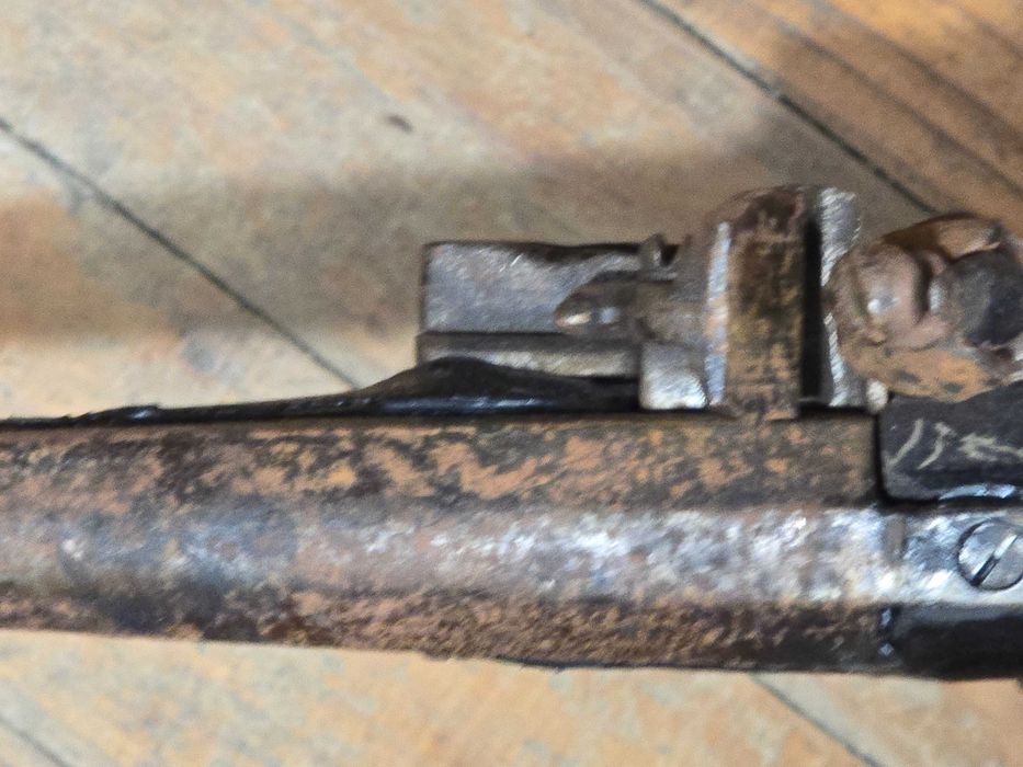 Античен кремъчен пистолет – ръчна изработка, 18–19 век
Цена: 2200 лв.