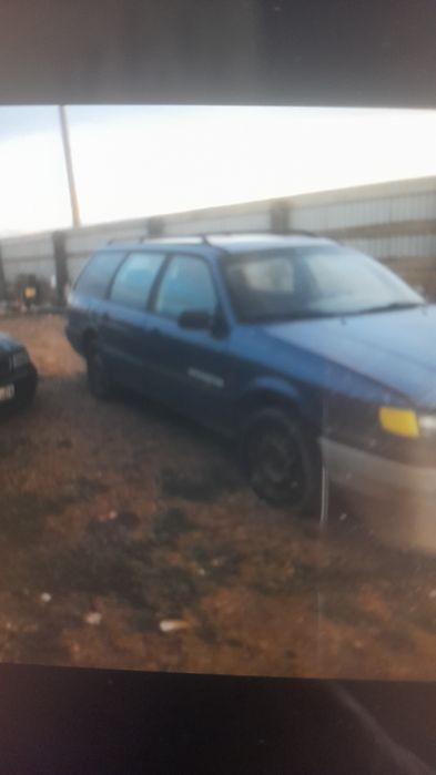 Фольцваген пассат B4 универсал срочна