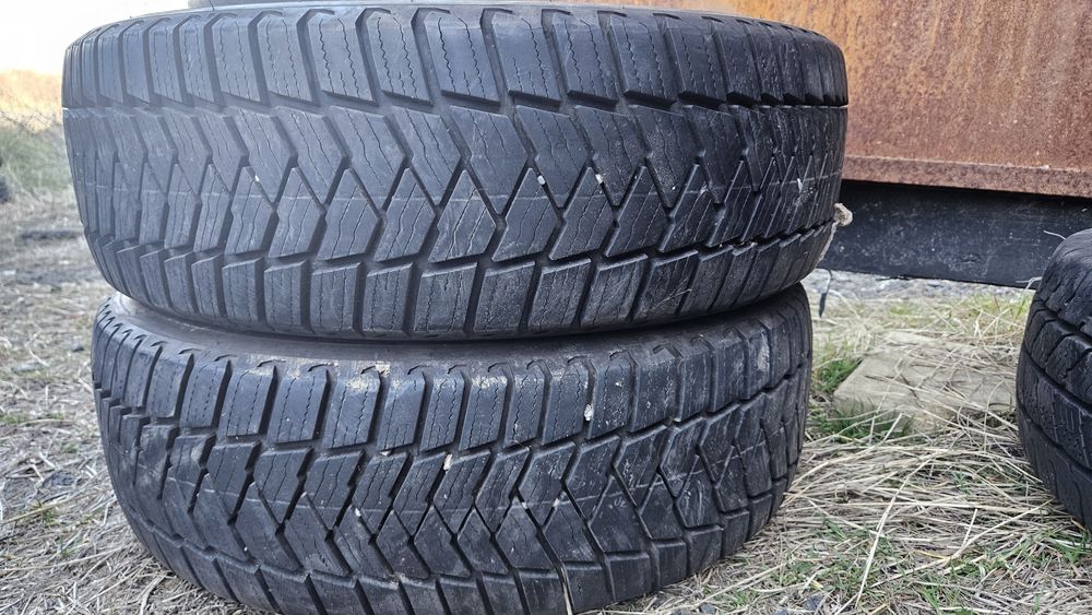 2бр гуми 215 60 17С дот 21 бриджстоун bridgestone