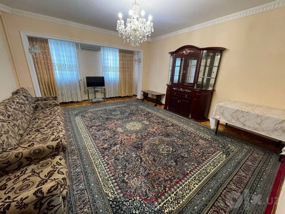 Срочно продам квартиру на буюк ипак йули 2/3/9 ,отдельный вход