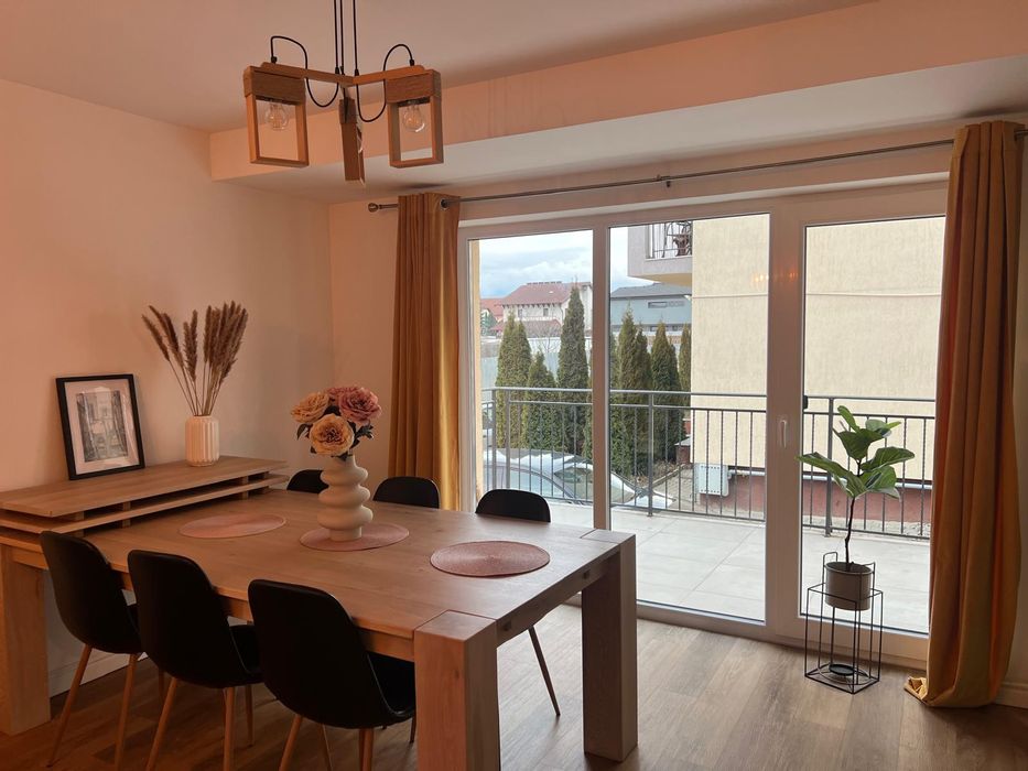 Apartament 3 camere regim hotelier