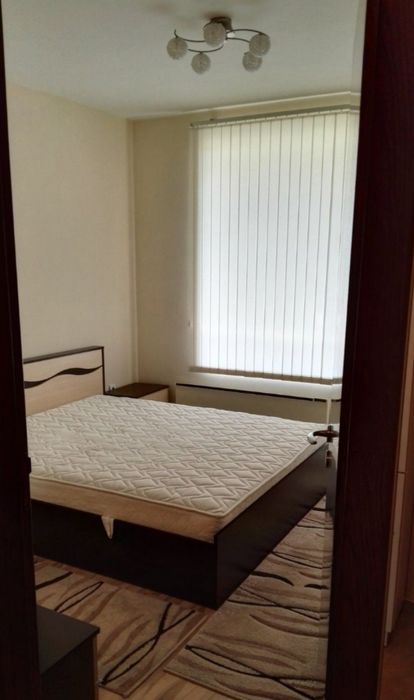 Дава се под наем Двустаен апартамент в Перник, Изток - 65 кв.м за 357 € - Снимка #5