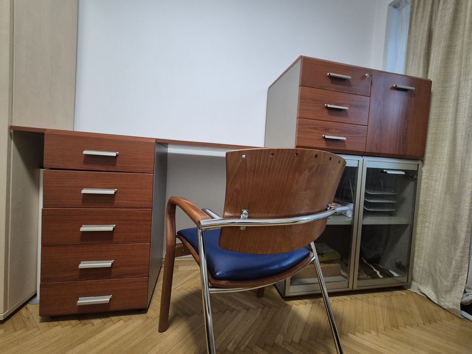 Mobilier birou Mobexpert stare foarte bune