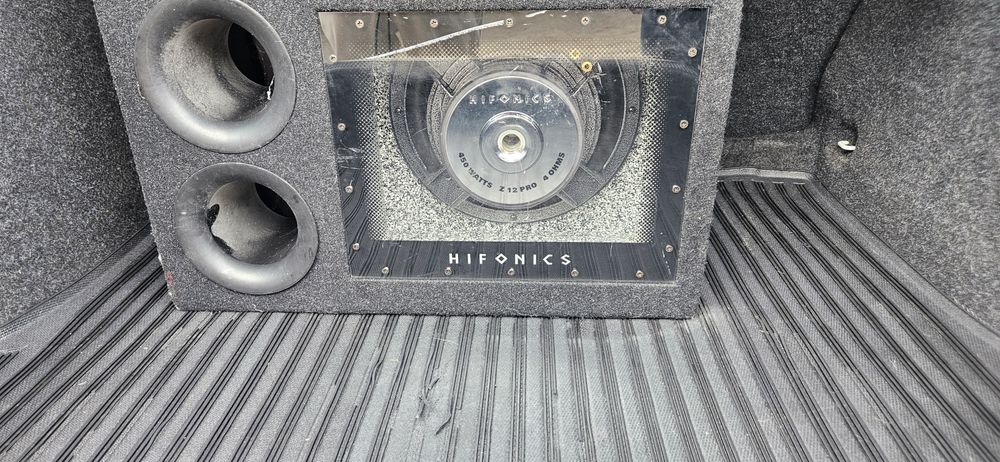 subwoofer  Hifonics