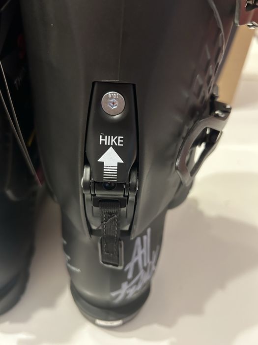 Clapari pentru barbati marime 28 sau 42/42,5 noi/nefolositi