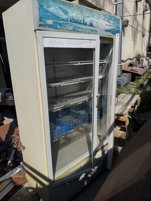 Продам холодильник