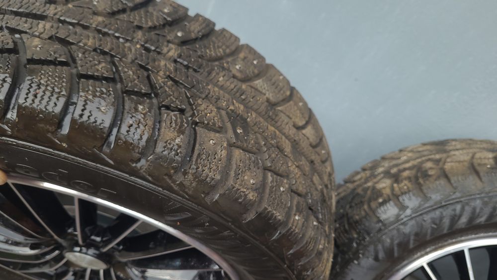 Продам 15'е диски с резиной