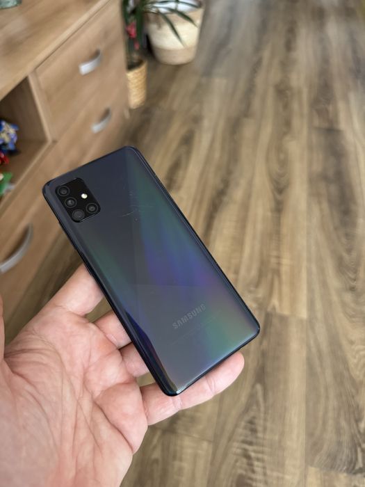 Samsung Galaxy A51, memorie 128GB, 4GB RAM, Android 13, frumos