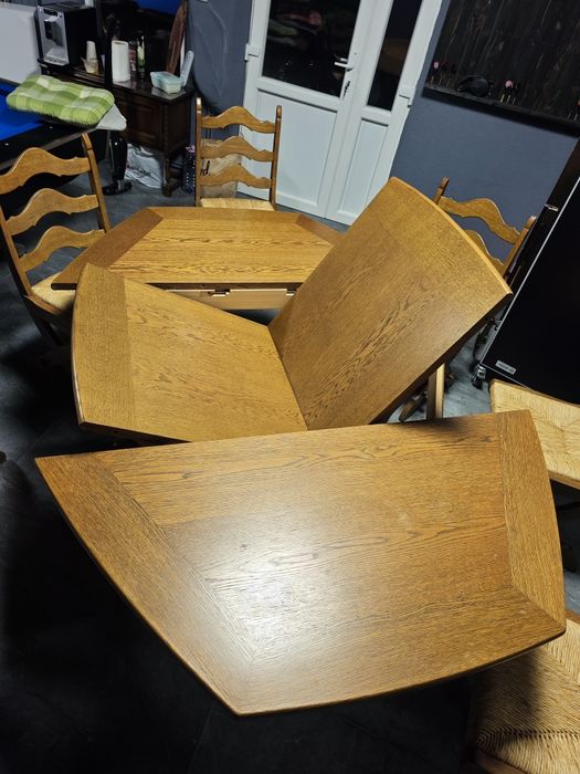 Masa cu 6 scaune din LEMN MASIV