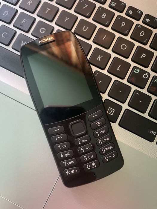 Telefoane nokia cu butoane