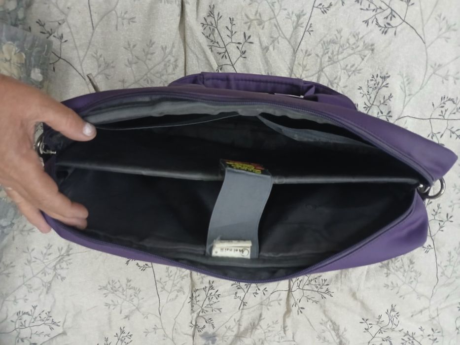 Продам сумку для ноутбука