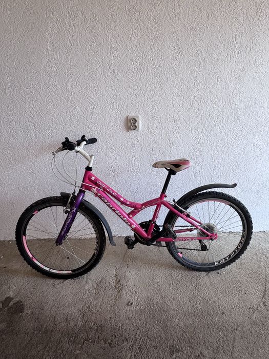Vând bicicleta copii, roți pe 26