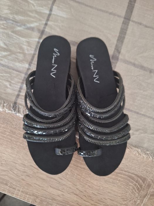 Дамски чехли  нови