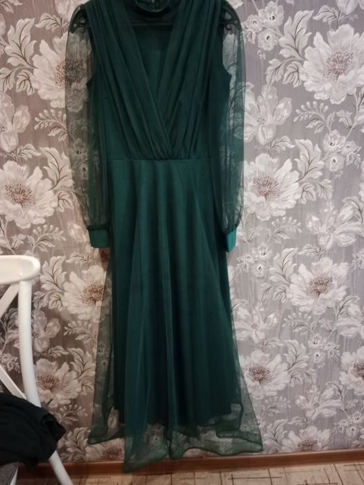 Продам вещи,верхние