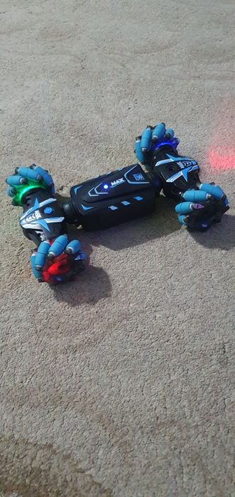 Moshena upravleyaushe Vzrosle