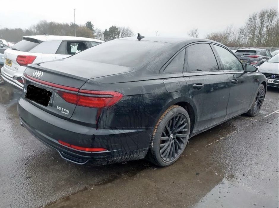Dezmembrez Audi A8 2020