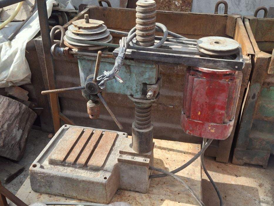 Продается сверлильный станок