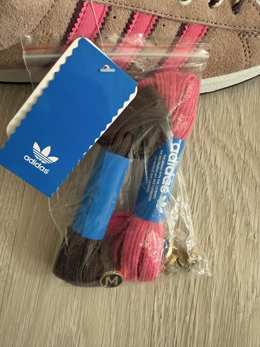 Продам кроссовки adidas