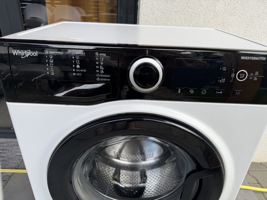 Masina de spalat rufe Slim Whirlpool , 7 kg, 1200 RPM,Motor Inverter, Display Big digital, Negru , in garantie