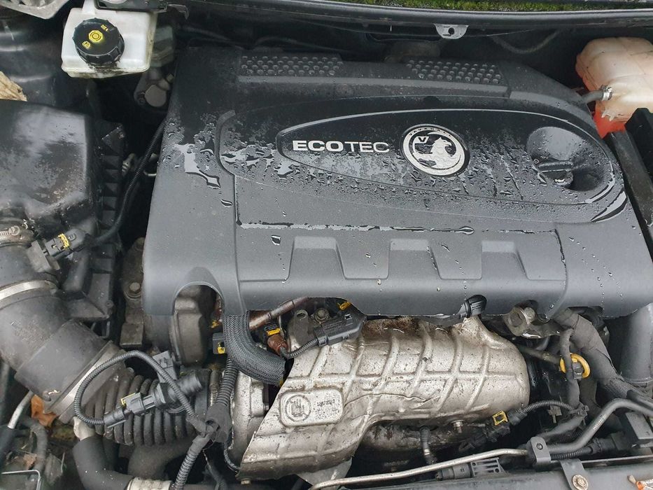 Dezmembrez Opel Zafira C Tourer Elite 2.0CDTI 2012