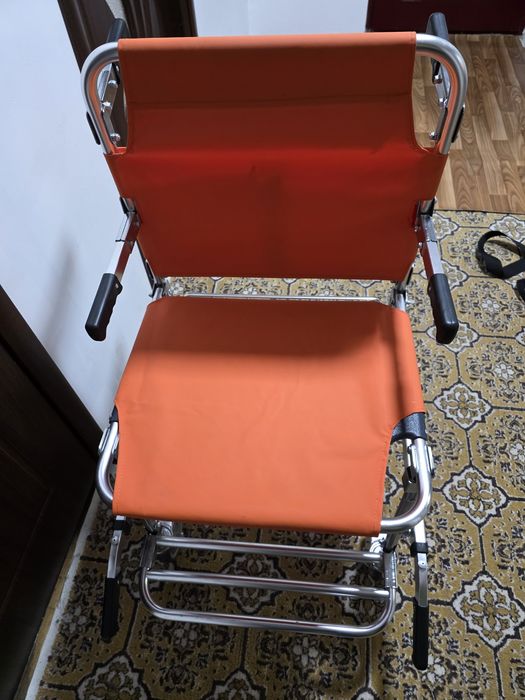 Scaun cu roti de transfer pliabil