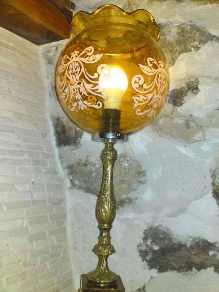 Продавам Голяма Барокова лампа с тьмно кафяв оникс и бронз