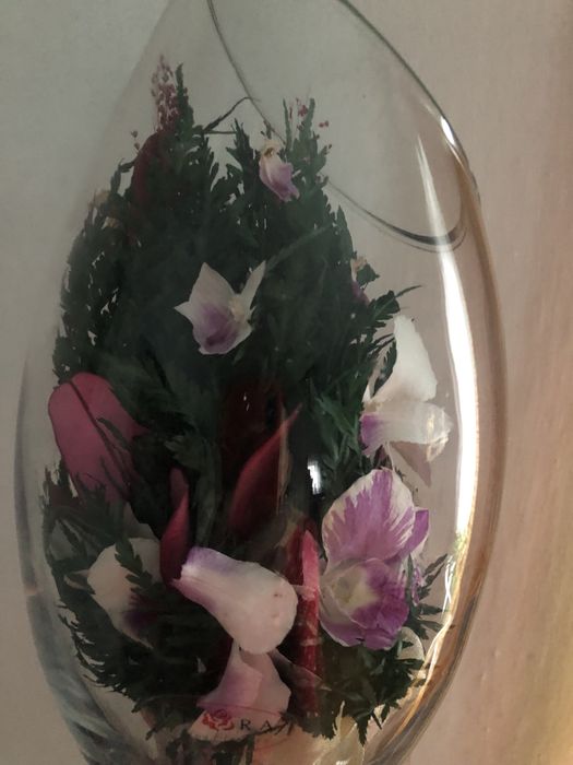 Цветы к 8Марта в вазе