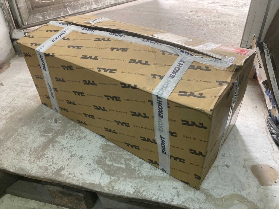 Разпродажба на склад за авточасти. Светлини и едрагабаритни части.