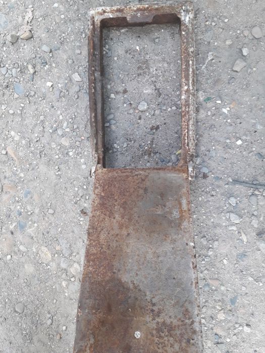 Нижняя крышка печки