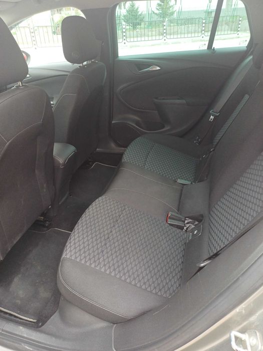 Продава се Опел астра перфектна