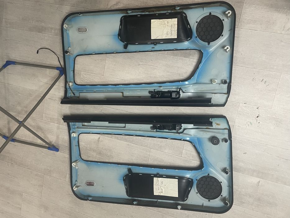 Дверные карты гольф 4 (купе 2 дверный)