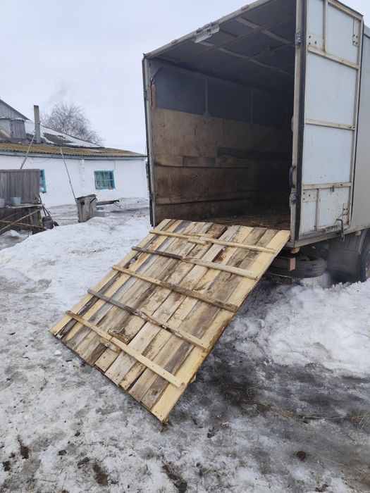 Перевозка  скота