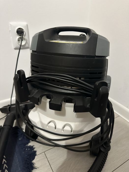 Kärcher SE 5 – Aspirator cu spălare, stare excelentă