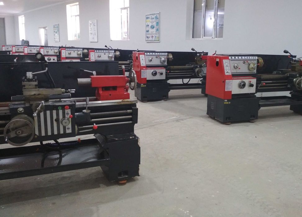 Токарно винторезный станок СА6150х1000