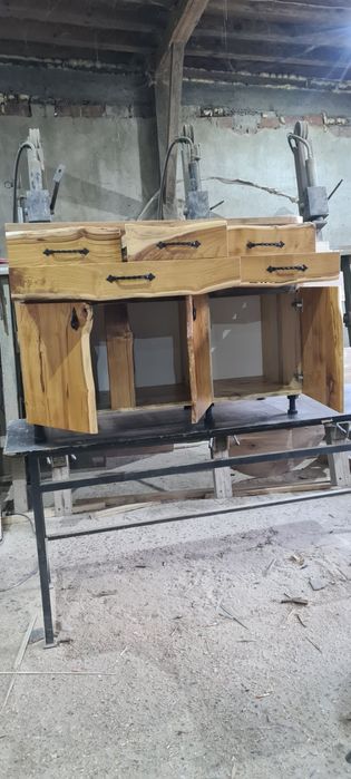 Тв шкаф от масив акация