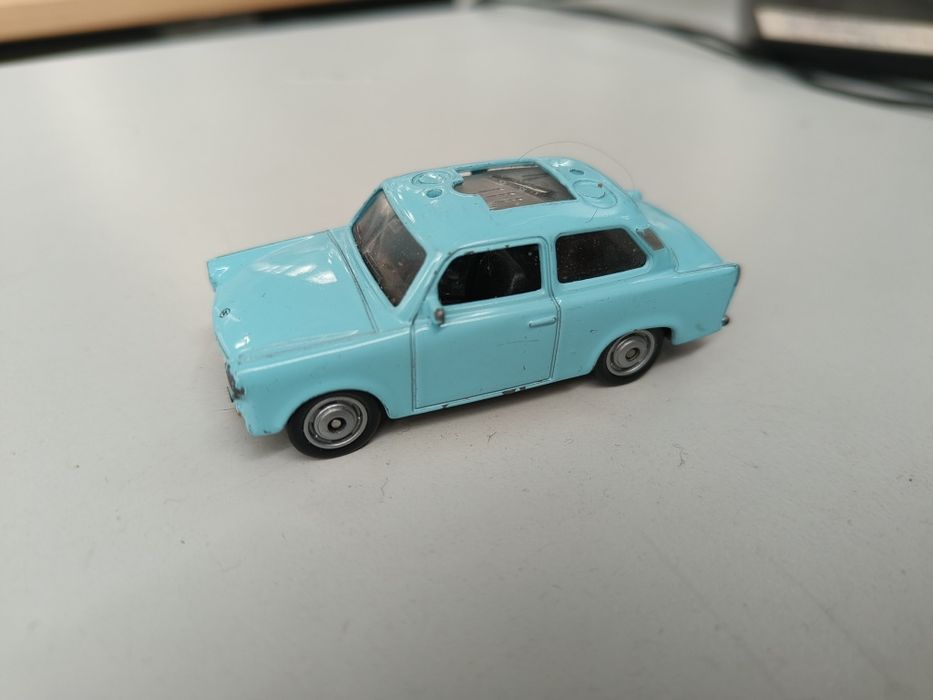 Macheta Trabant 601 Citroen Ford Ferrari