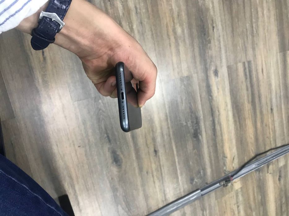 Iphone 11 sotiladi